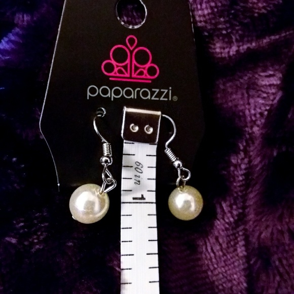 Nwt papaarazzi faux diamond&pearl necklace/earring - Picture 6 of 6